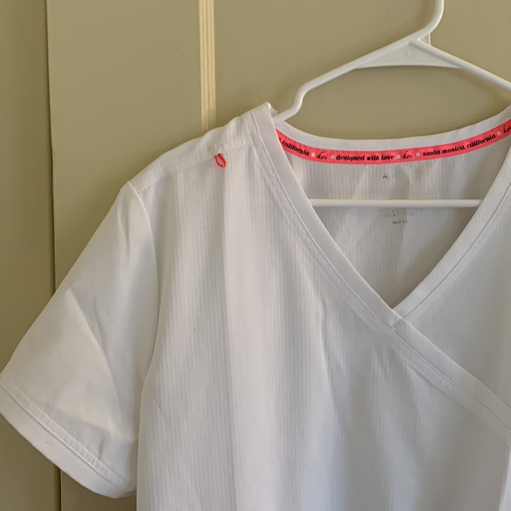 koi White V-Neck Scrub Tops with Pink Trim - Picture 4 of 5